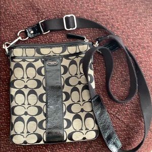 Coach purse / bag